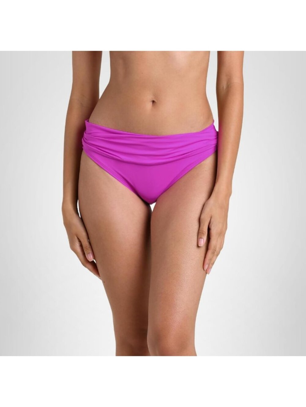 Shirred Band Hipster Bikini Swimsuit Bottom - Trendy Swimwear for Beach Days